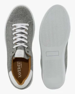 Trachten-Sneaker