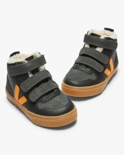 V-10 Sneaker