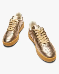 V-90 Sneaker
