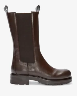 VIP Chelsea Boots