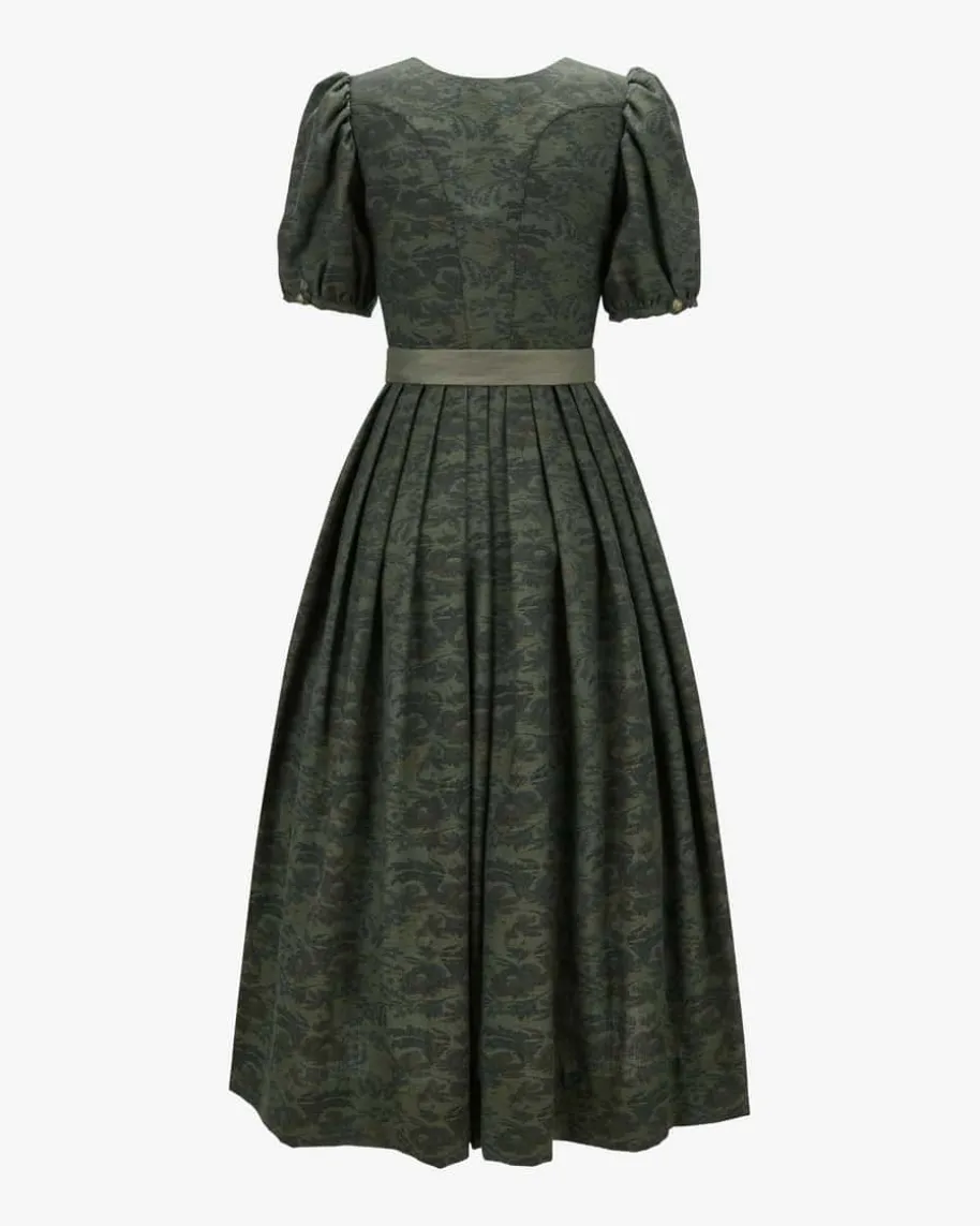 x LODENFREY Carolina Dirndl lang mit Leinenschürze